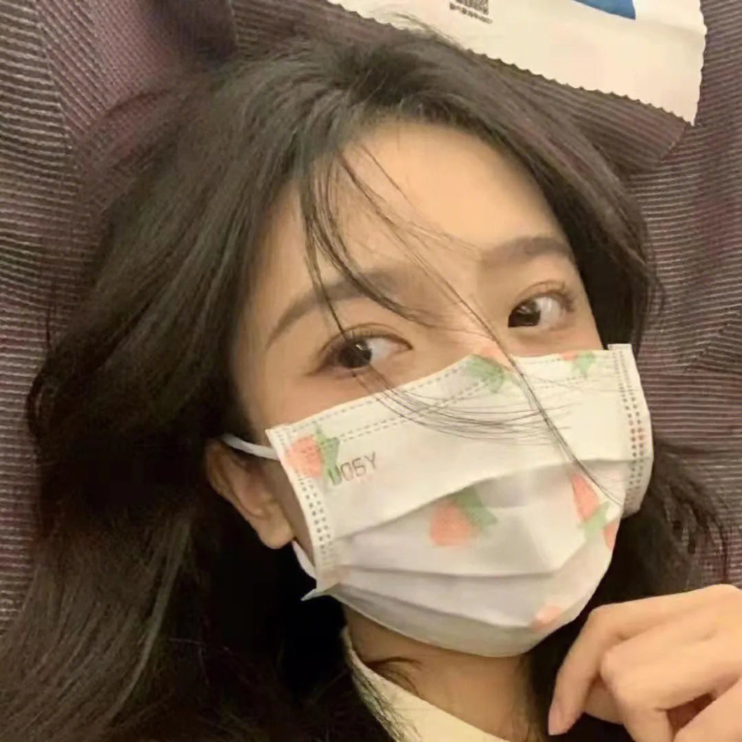 让你摆地摊,没让你城管局门口摆