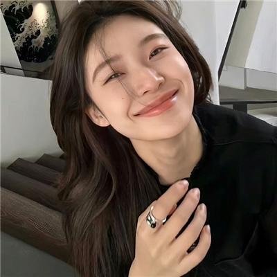 生活艰难所以快乐